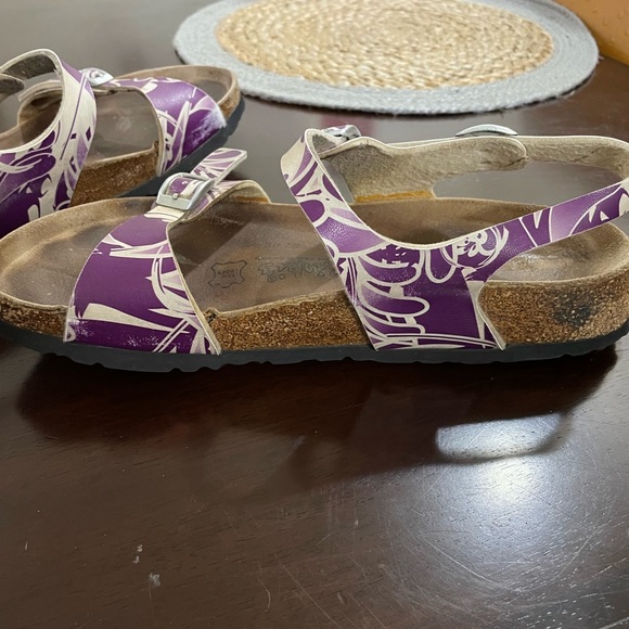 Birkis by Birkenstock 39 250 L8 M6 Womens Size 8 Purple - Picture 10 of 13